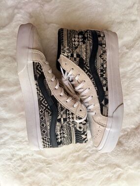 VANS SK8 Hi Slim Italian Weave Classic Skate Shoes Size 6 Men, 7.5 Women